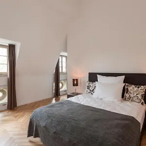 Srs Apartment